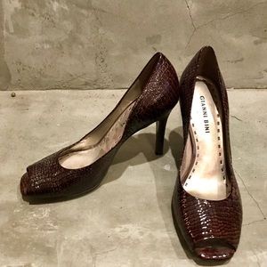 Shoes in excellent condition